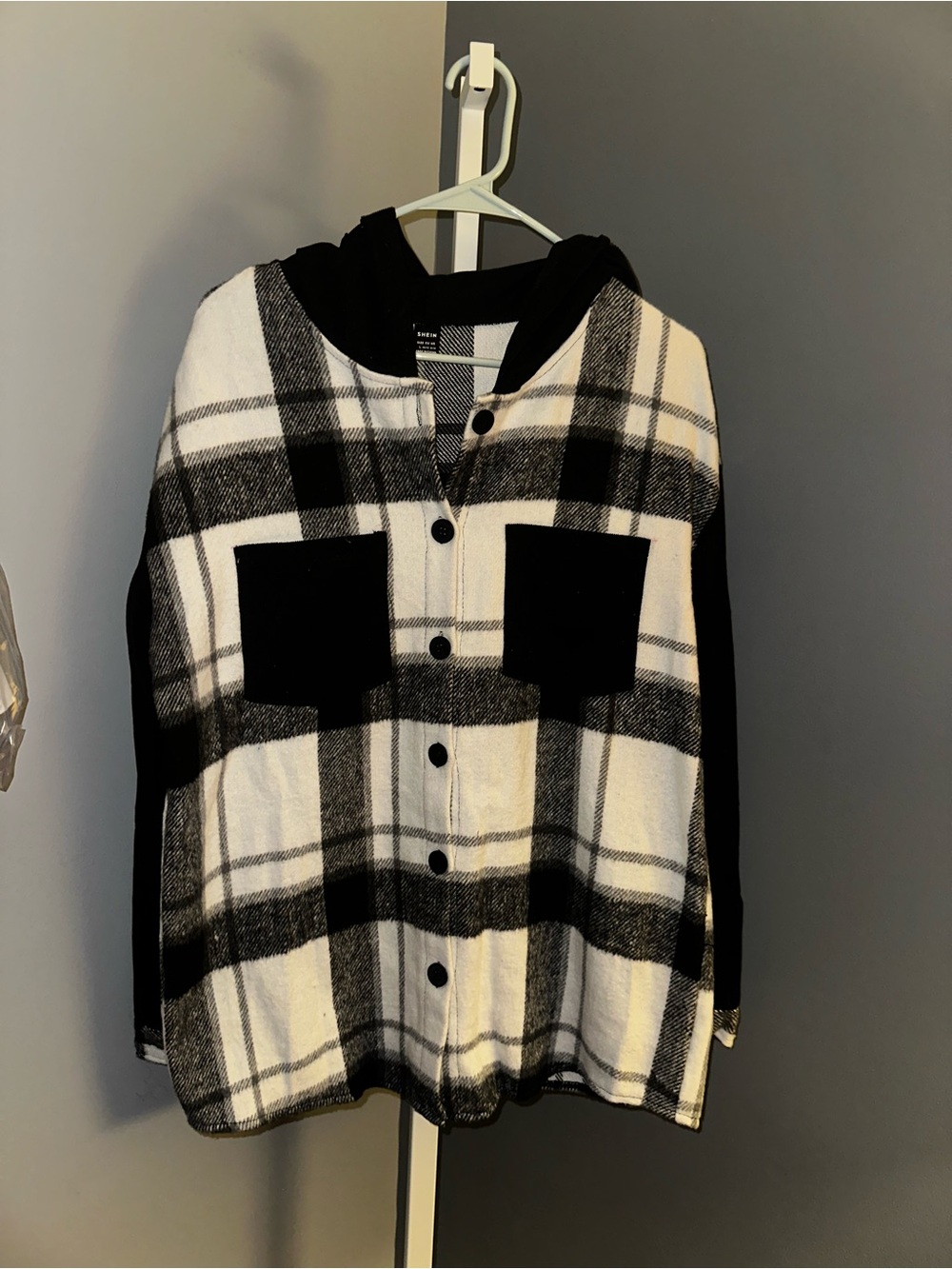 Black & White Plaid Button-Up Hoodie Shacket